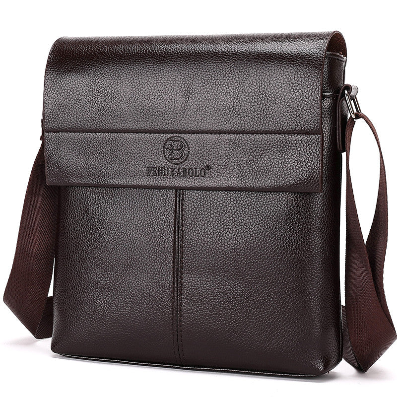 Casual leather messenger bag